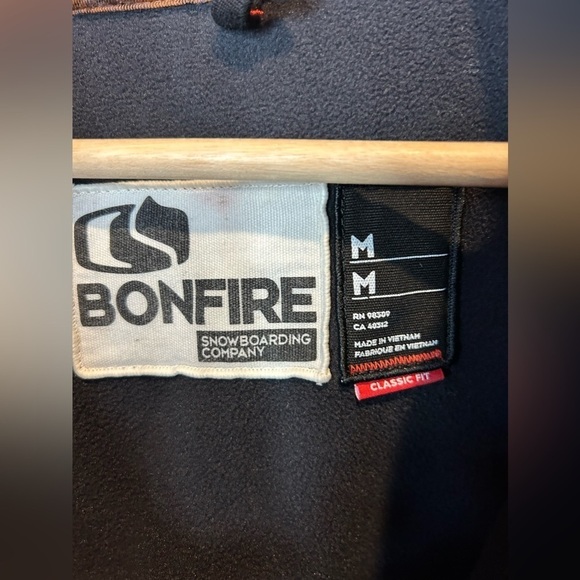 Bonfire - Classic Fit Snowboard Jacket Medium - Picture 5 of 7